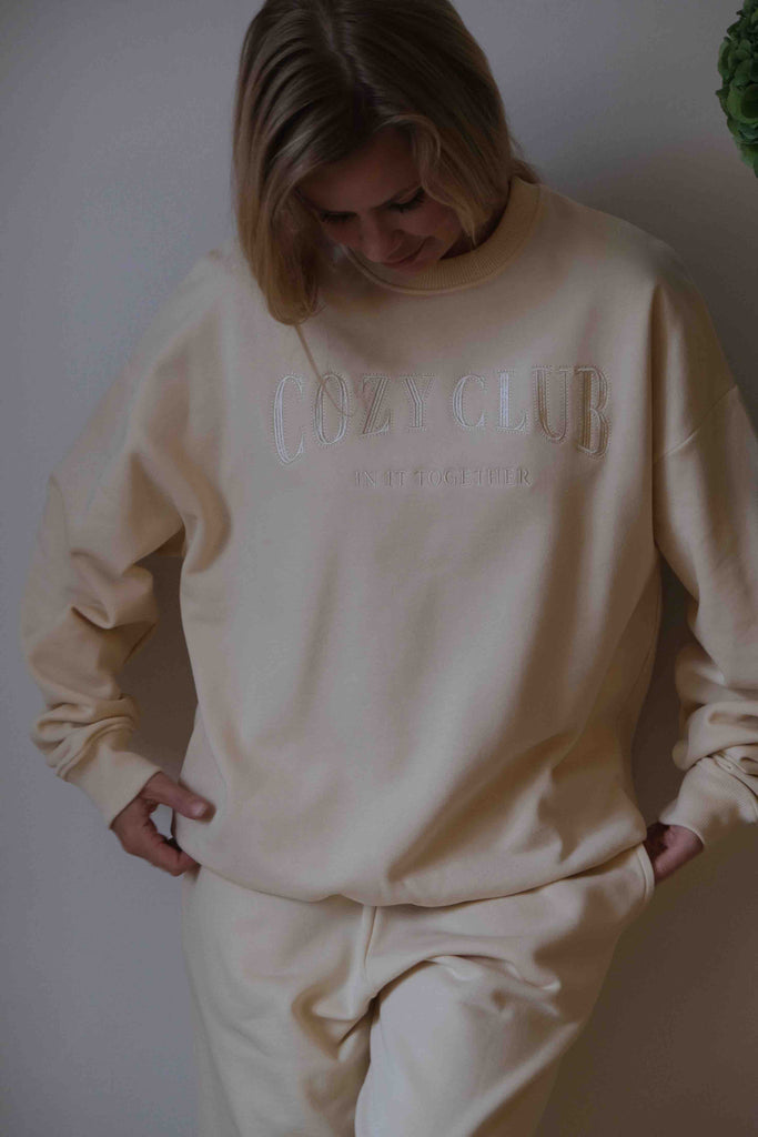 COZY CLUB sweatshirt - Creme